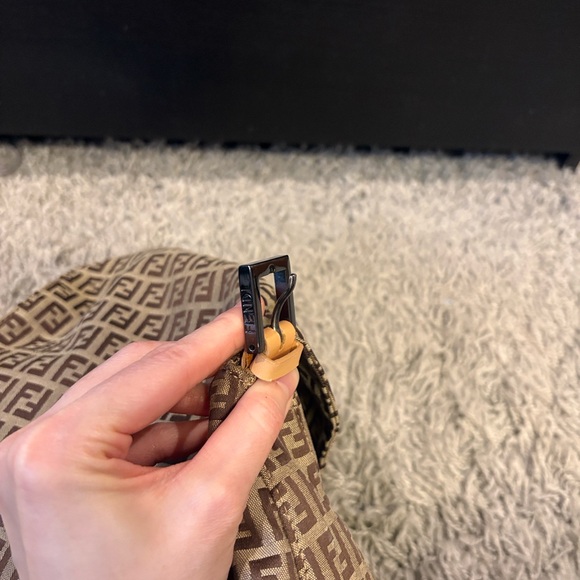 FENDI Zucca Mama Baguette Beige and tan - Picture 11 of 16